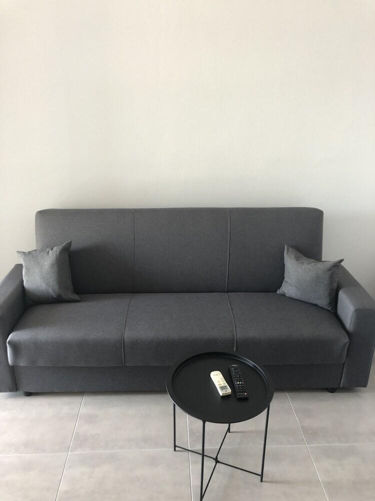 Kalligeom Apartment แอร์ซอนิสซอส ภายนอก รูปภาพ